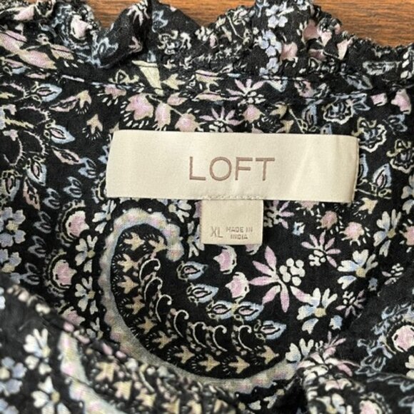 LOFT Sleeveless Paisley Blouse Black White Casual Top Wome - Picture 3 of 6